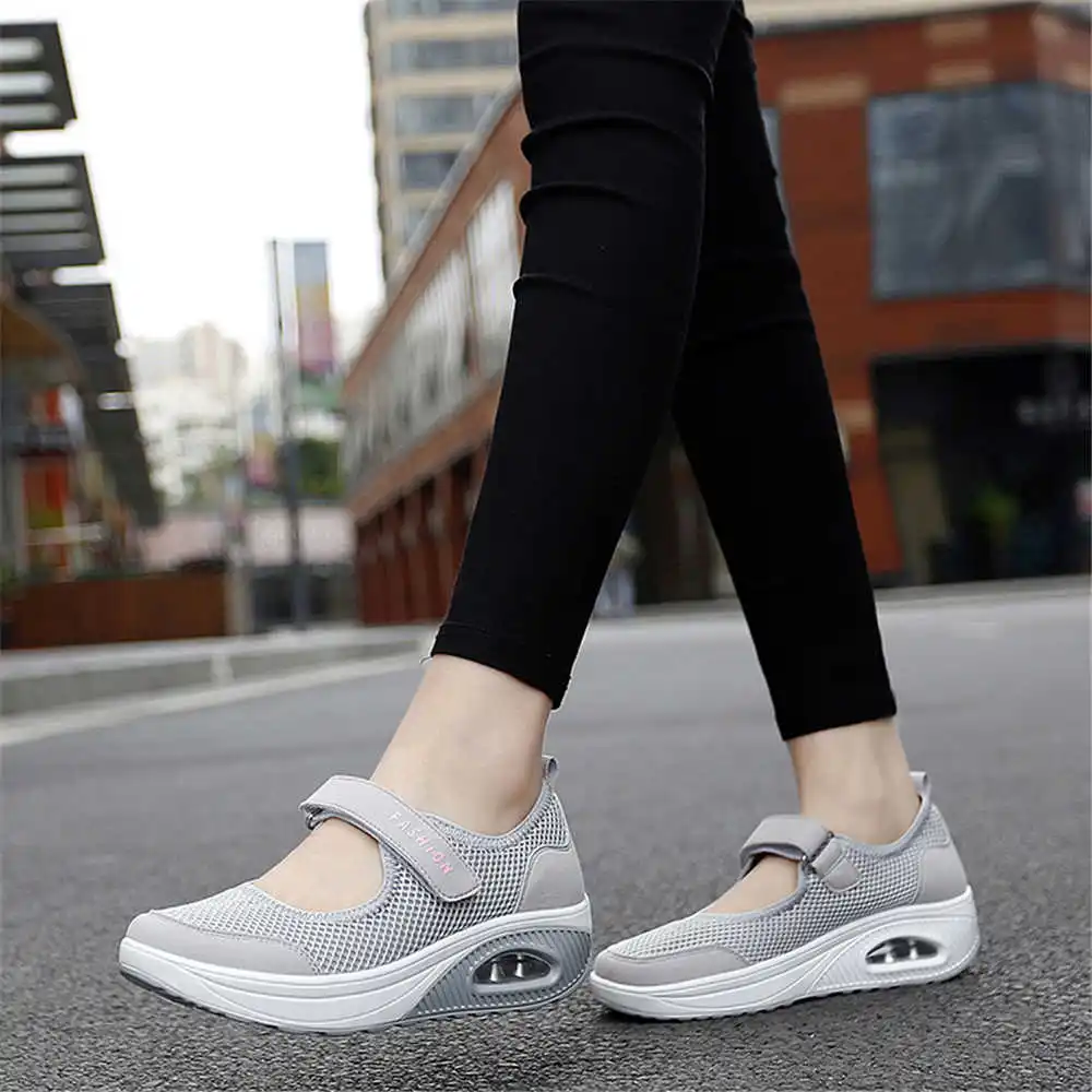 Vintage Fashion Collecting And Wearing Designer Classics - Baskets Colorées Demi-Saison pour Homme, Patins