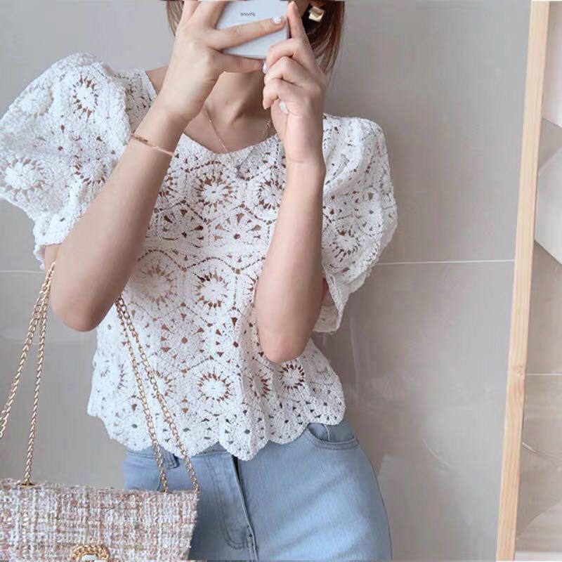 Haut en dentelle au crochet à  - Crochet Top Boho avis et prix