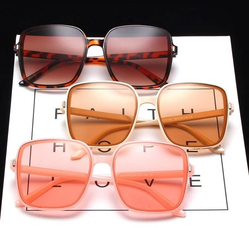 Lunettes de soleil carrées sur - Vintage Fashion Designer avis et prix